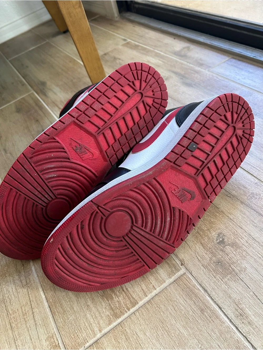 Air Jordan 1 Mid